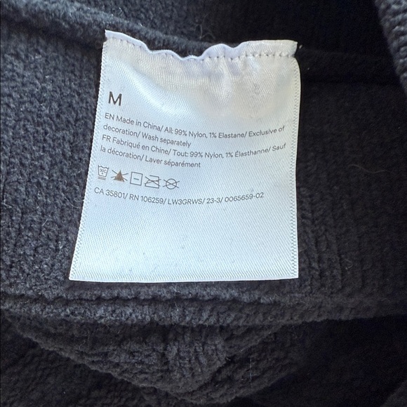 Lululemon Black V-Neck Thick Soft Cable Knit Sweater Vest Oversized M - Picture 7 of 8